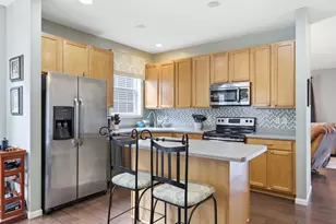 9767 Gable Dr, Eden Prairie, MN 55347 - Photo 6