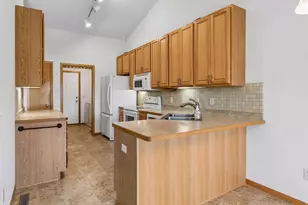 2007 14th St NE, Faribault, MN 55021 - Photo 12