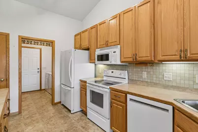 2007 NE 14th Street, Faribault, MN 55021 - Photo 14
