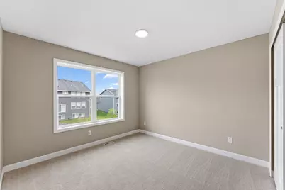 18623 Hythe Lane, Lakeville, MN 55044 - Photo 14