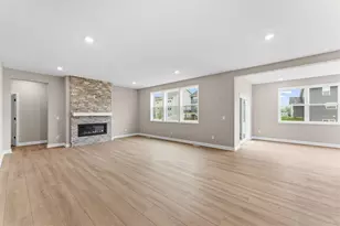 18623 Hythe Ln, Lakeville, MN 55044 - Photo 6