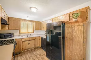 13361 Wellington Cir, Champlin, MN 55316 - Photo 8