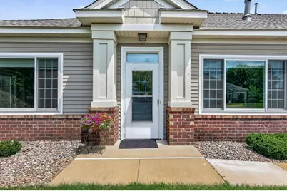 5815 Prairie Ridge Drive, Shoreview, MN 55126 - Photo 4