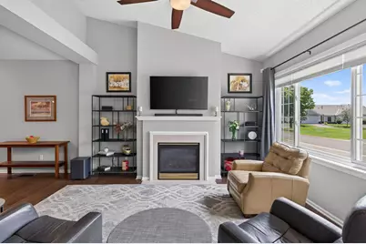5815 Prairie Ridge Drive, Shoreview, MN 55126 - Photo 8