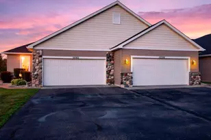 10390 64th St NE, Albertville, MN 55301 - Photo 6