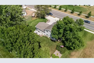 814 4th Street SE, Little Falls, MN 56345 - Photo 2