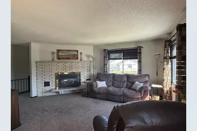 814 4th Street SE, Little Falls, MN 56345 - Photo 2
