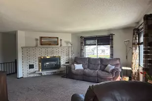814 4th St SE, Little Falls, MN 56345 - Photo 2