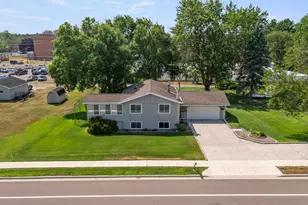 814 4th St SE, Little Falls, MN 56345 - Photo 1