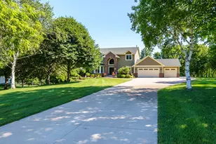 2841 Imperial Ave N, Lake Elmo, MN 55042 - Photo 2