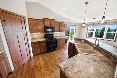 60722 254th Avenue, Mantorville, MN 55955 - Photo 18