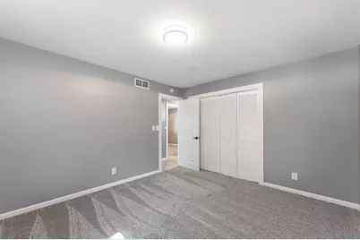 300 Viking Drive, Mankato, MN 56001 - Photo 18