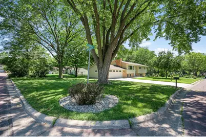300 Viking Drive, Mankato, MN 56001 - Photo 6