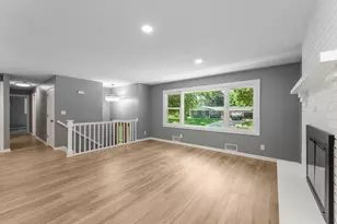 300 Viking Dr, Mankato, MN 56001 - Photo 12