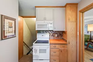 444 Lexington Parkway S, Saint Paul, MN 55105 - Photo 16