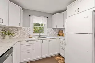 1752 Flandrau St, Maplewood, MN 55109 - Photo 18