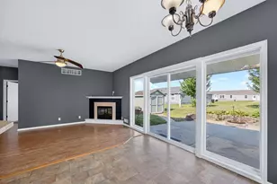 4306 Ivy Ave SE, Rochester, MN 55904 - Photo 8