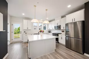 905 Woodlawn Ave, Saint Paul, MN 55116 - Photo 6