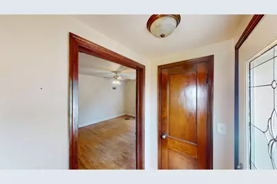 2907 South Avenue, La Crosse, WI 54601 - Photo 2