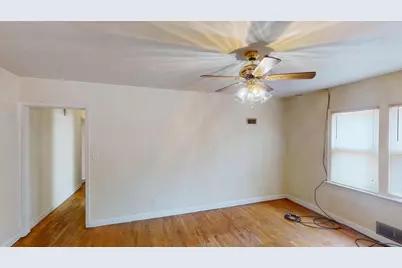 2907 South Avenue, La Crosse, WI 54601 - Photo 4