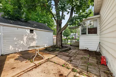 235 10th Avenue NE, Rochester, MN 55906 - Photo 8