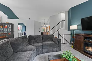 240 Woodridge Ln, Circle Pines, MN 55014 - Photo 4