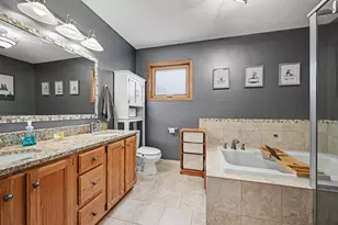 240 Woodridge Ln, Circle Pines, MN 55014 - Photo 16