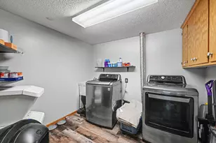 240 Woodridge Ln, Circle Pines, MN 55014 - Photo 26