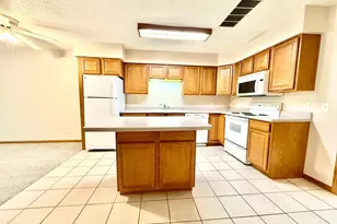 103 Raven Ct, Mankato, MN 56001 - Photo 4