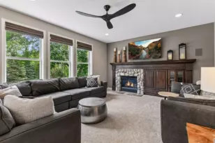 9113 Sunnyvale Dr, Chanhassen, MN 55317 - Photo 2