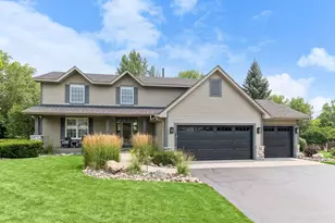 9113 Sunnyvale Dr, Chanhassen, MN 55317 - Photo 1