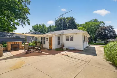 1912 2nd Avenue SW, Austin, MN 55912 - Photo 8