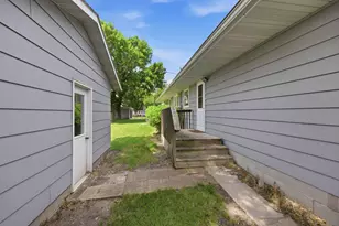 520 2nd St E, Hector, MN 55342 - Photo 20