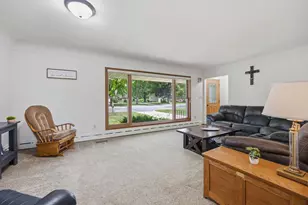 520 2nd St E, Hector, MN 55342 - Photo 6