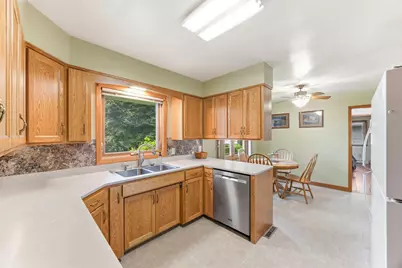 520 2nd Street E, Hector, MN 55342 - Photo 4