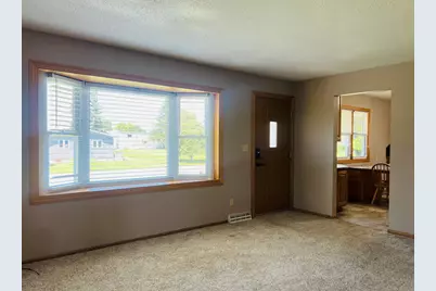 610 E 2nd Street, Graceville, MN 56240 - Photo 10