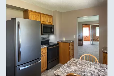 610 E 2nd Street, Graceville, MN 56240 - Photo 8