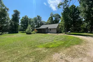 37725 Clover St, Aitkin, MN 56431 - Photo 2