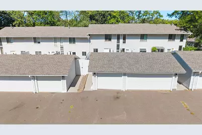 6652 Gretchen Lane N, Oakdale, MN 55128 - Photo 20