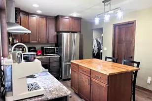 670 W 1st Street S, Cottonwood, MN 56229 - Photo 4