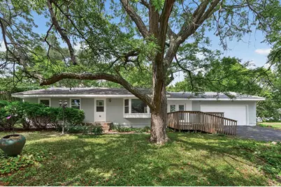 31 Demont Avenue E, Little Canada, MN 55117 - Photo 1