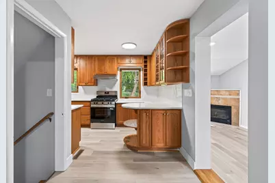 31 Demont Avenue E, Little Canada, MN 55117 - Photo 6