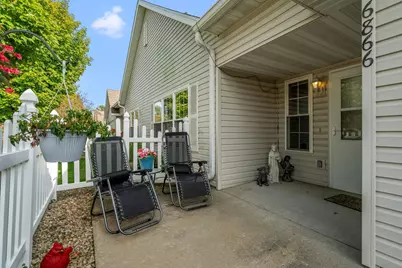 6866 Blackhawk Trail #12, Inver Grove Heights, MN 55077 - Photo 4