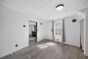 556 W 5th St, Winona, MN 55987 - Photo 10