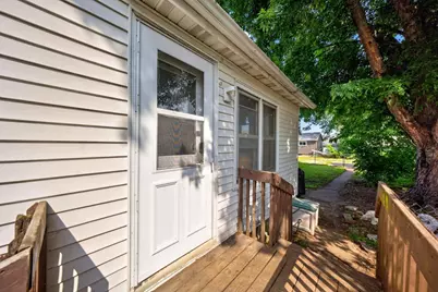 556 W 5th Street, Winona, MN 55987 - Photo 24