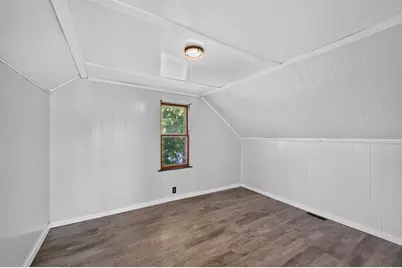 556 W 5th Street, Winona, MN 55987 - Photo 16