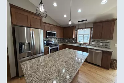 2401 Foxtail Lane, Faribault, MN 55021 - Photo 10