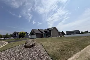 2401 Foxtail Ln, Faribault, MN 55021 - Photo 1