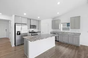 18085 Heirloom Ct, Lakeville, MN 55044 - Photo 10