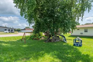 2024 11th St E, Glencoe, MN 55336 - Photo 30